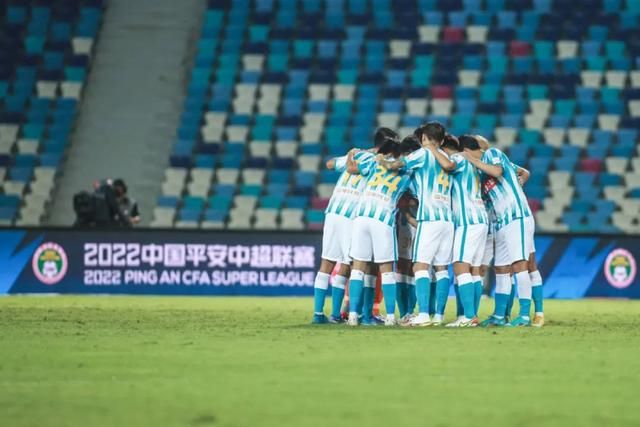 新锐华语电影节将登陆伦敦 获得英国皇室支持 2013-11-25 二十部年度优秀华语电影,在全欧最大的欧点院线(Odeon)放映。