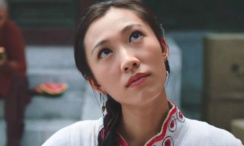 金在中主演悬疑电影《神社》 2024-03-26 随着电影《破墓》的热映，驱灵恐怖题材电影在韩国大热。